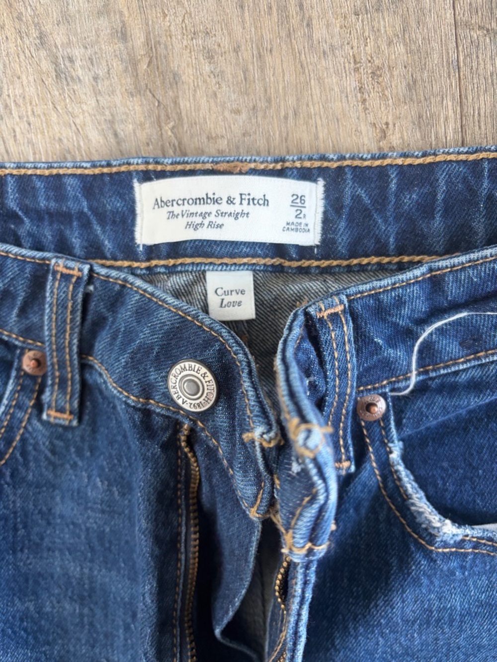 Abercrombie & Fitch Men's Deep Blue Straight Jeans - Picture 2 of 2